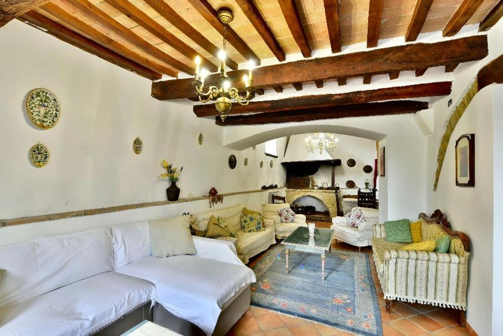 Agriturismo Corvaia Радикофани Экстерьер фото