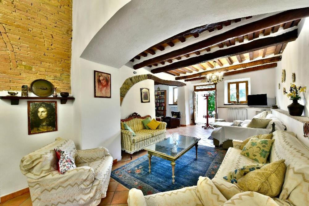 Agriturismo Corvaia Радикофани Экстерьер фото