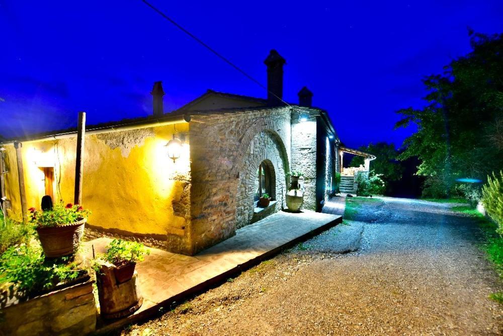 Agriturismo Corvaia Радикофани Экстерьер фото