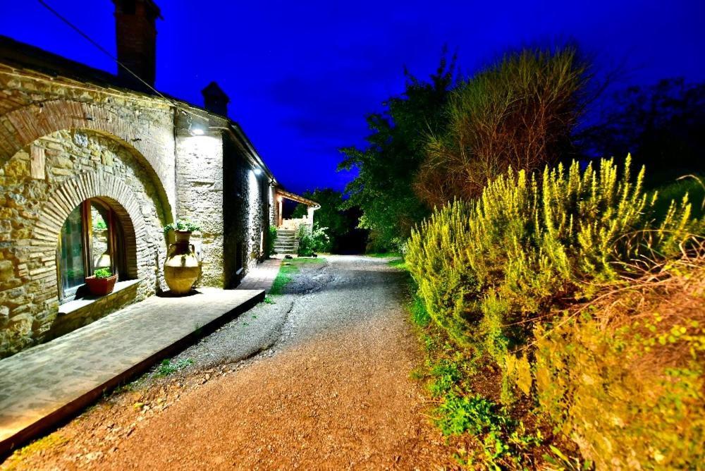 Agriturismo Corvaia Радикофани Экстерьер фото